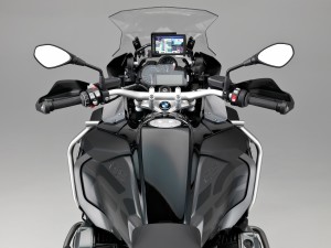 P90223370_highRes_bmw-r-1200-gs-advent